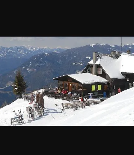 Silja Semesterbostad Steindorf am Ossiacher See